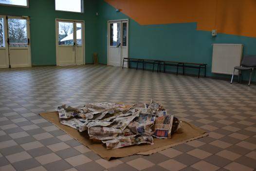 L'atelier encore vide, les biscuits cachés