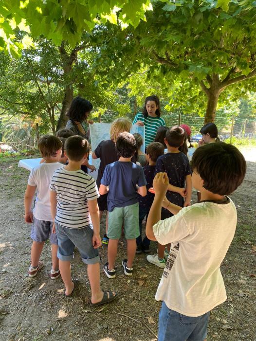 Présentation aux enfants