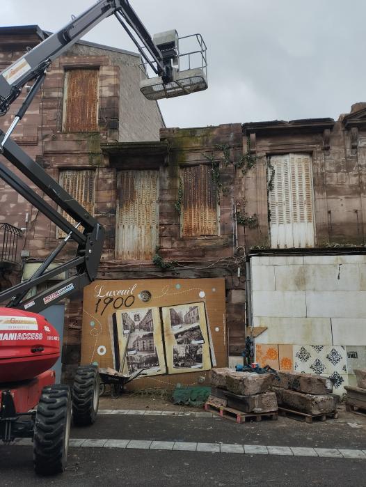 Chantier de démolition à Luxeuil-Les-Bains