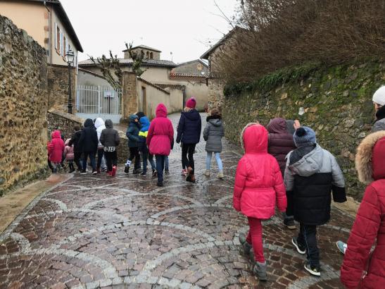 Balade avec les élèves de l'école primaire à Ternand