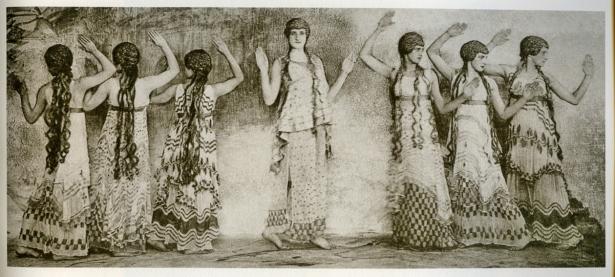 Photographie du Baron Adolf de Meyer représentant sept danseuses des Ballets Russes en poses de Nymphes- 1912