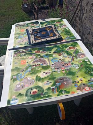Une fois façonner, les 40 posters seront plié à la manière d'une carte routière.
