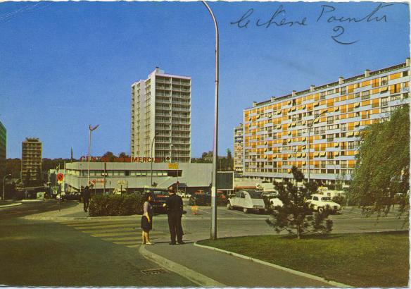 Cartes postales de la Cité du Chène-Pointu vers 1970-1975 © Fonds d’archives municipales de Clichy-sous-Bois et de Mont- fermeil.
