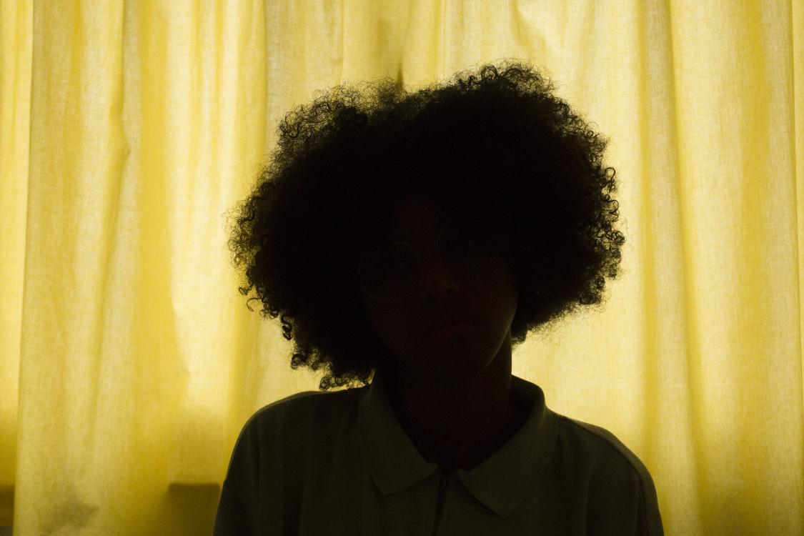 Silhouette cheveux afro Cannelle Preira