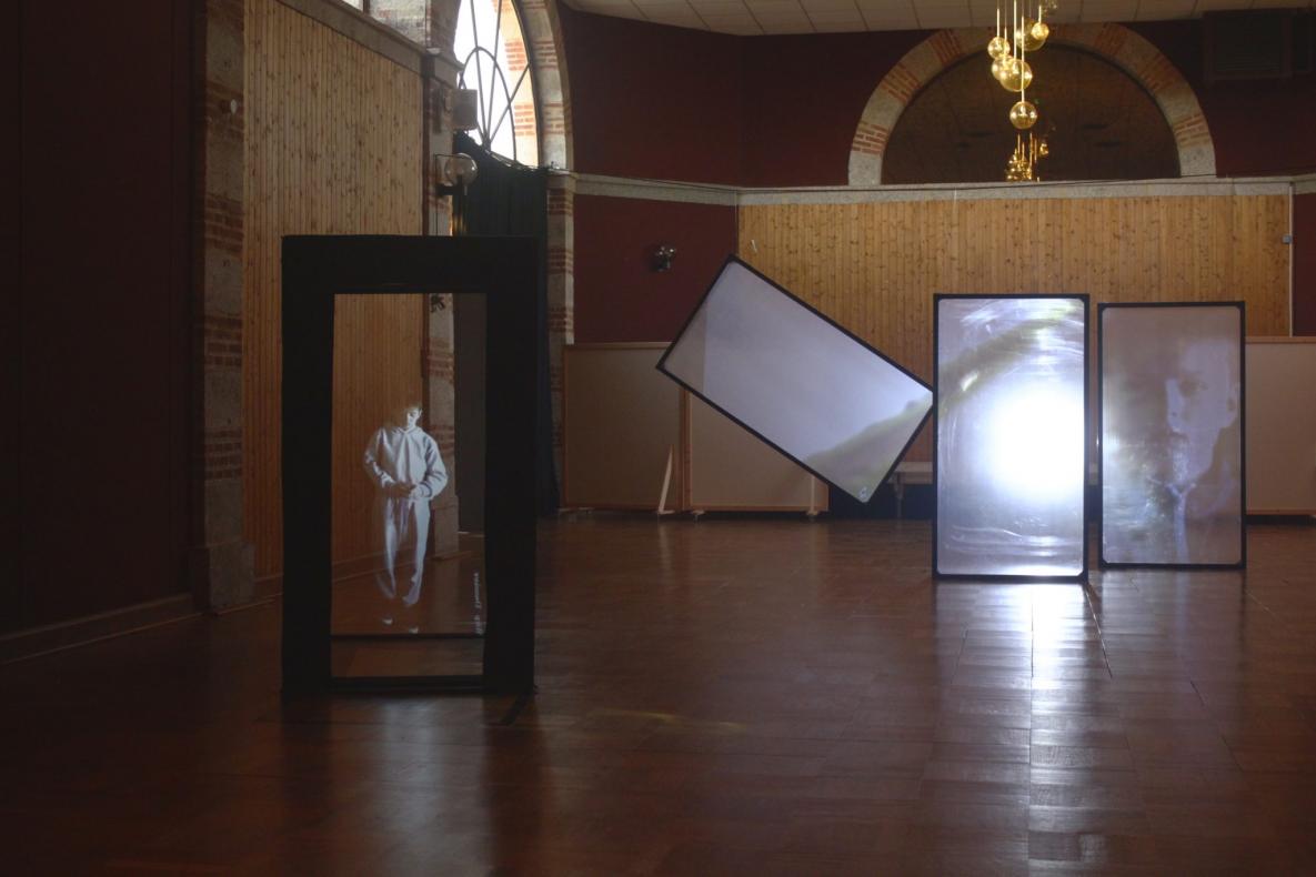 Hologramme et réflexion
