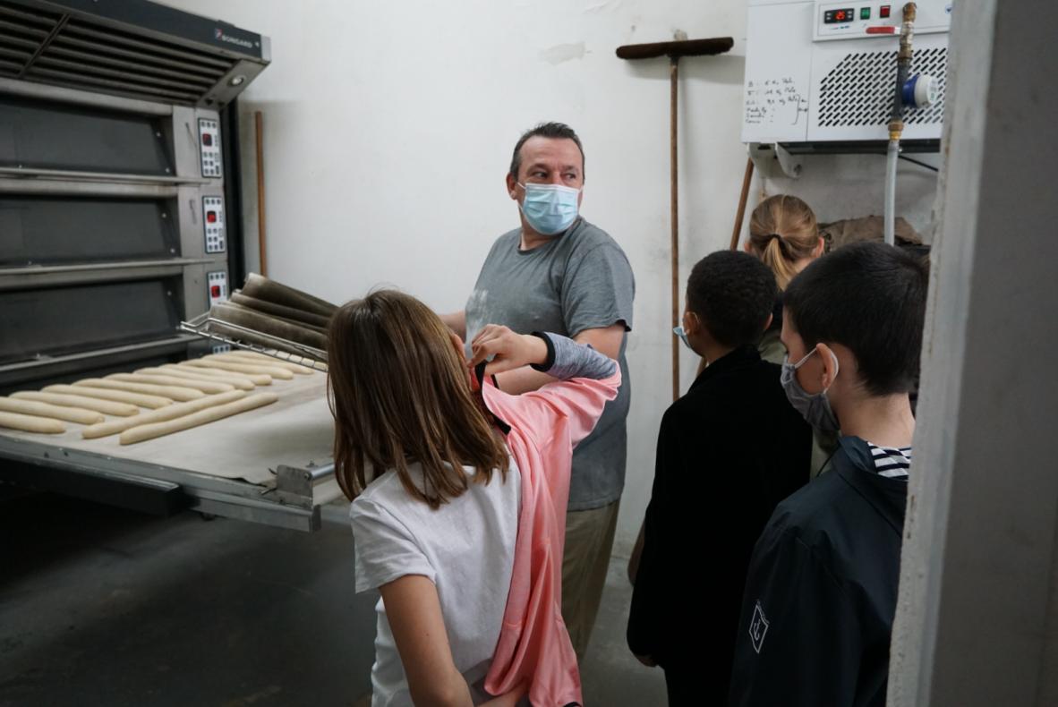 une visite à la boulangerie de Villiers-au-Bouin