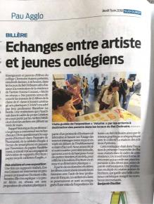 Échanges entre artiste et jeunes collégiens