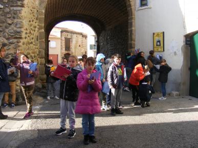 Élèves de la classe de CM1, école primaire de Millas (P.O.)