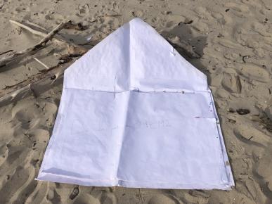 Lettre de Tramtarie ouverte à la plage de la Gravette, Antibes