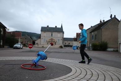 Maxence et le "Tourne-tourne à roulettes"