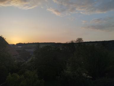 Lever de soleil, premier jour de l'intervention à l'école